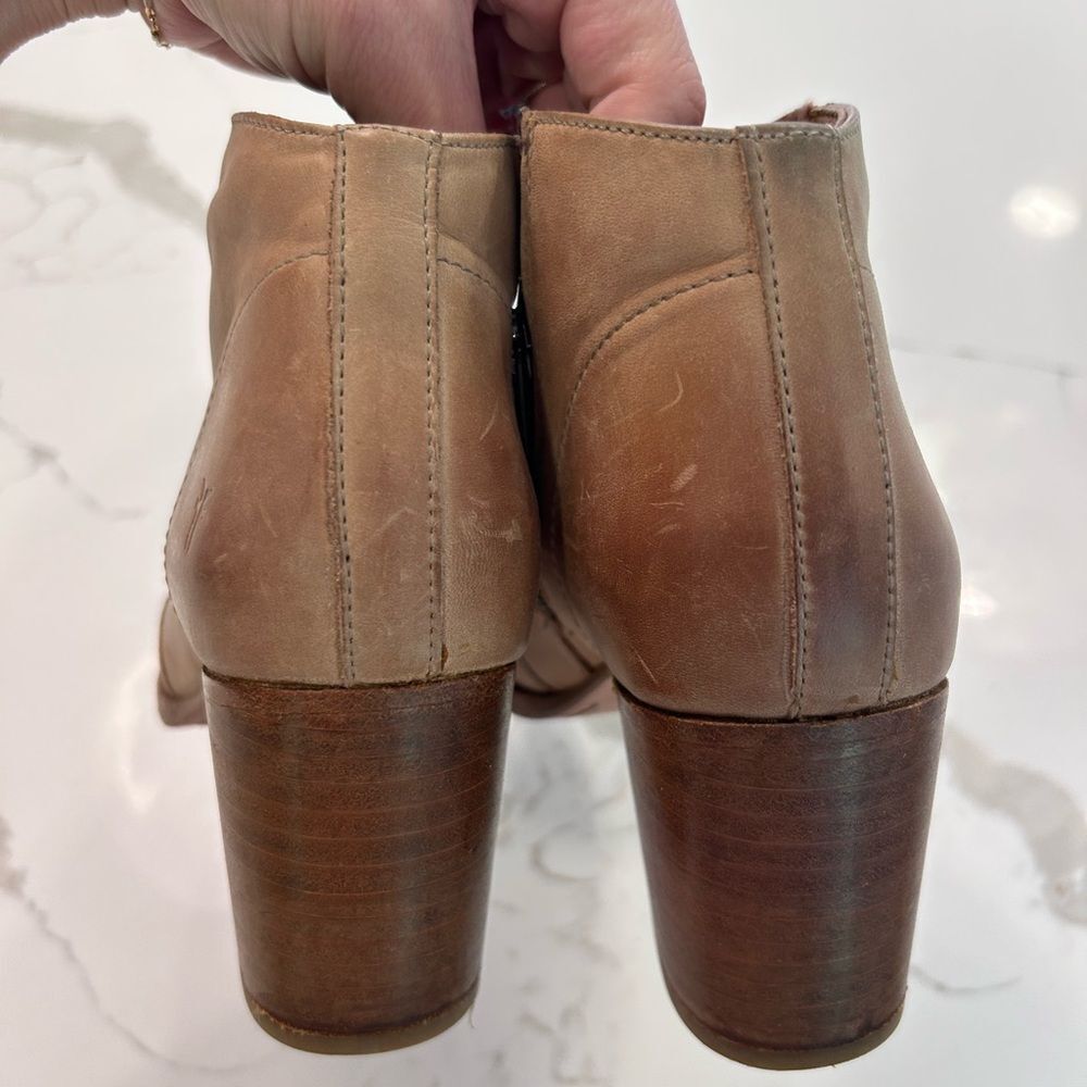 Frye Nora Leather Heeled Booties - Picture 3 of 10